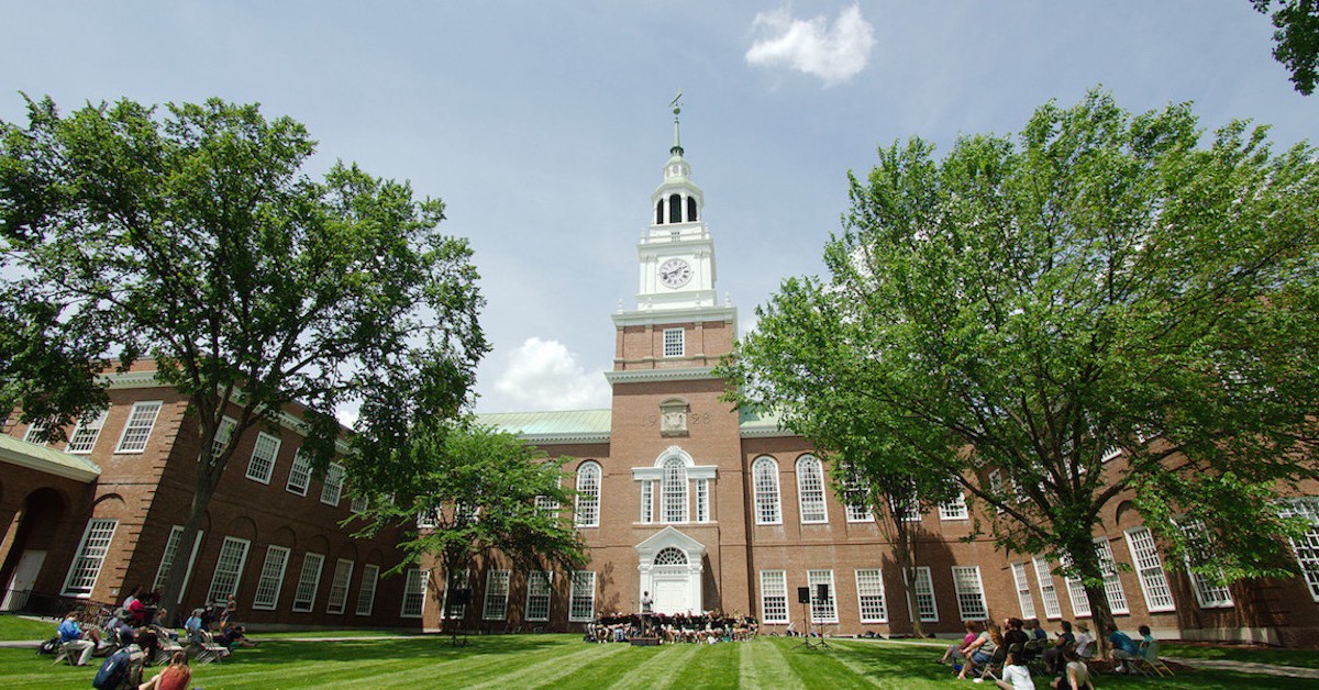 Dartmouth college admissions essay