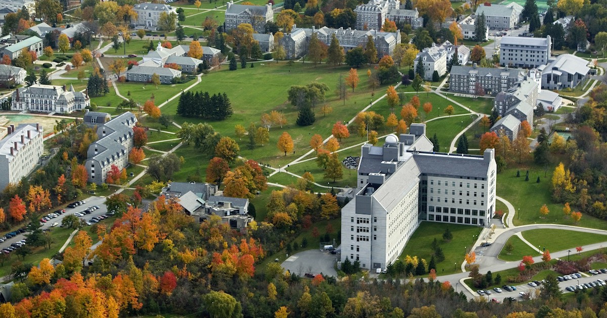 Middlebury admissions essay