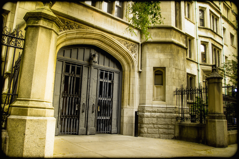 Custom admission essay yale