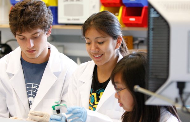 Students in UPenn's Applied Science Lab